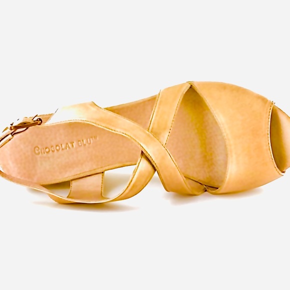 Chocolate Blu - 2021 Winnie Wedge -Taupe; 7.5; Available - Chocolate Blu Website - Picture 1 of 4